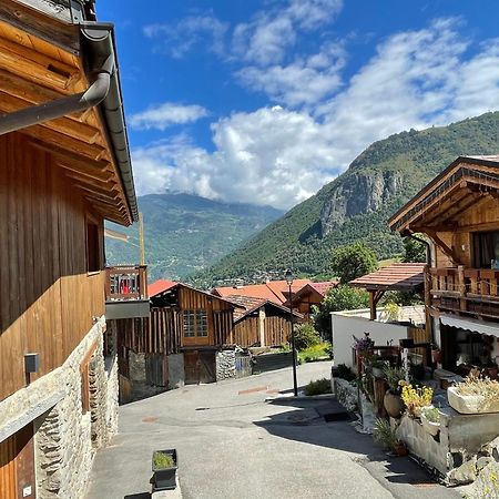 Maison De Village Au Pied Des 3 Vallees Villarlurin Exterior photo